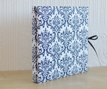 ダマスク ネイビー＆ホワイト